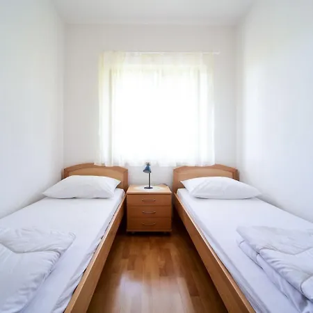 Zlatko Appartement *